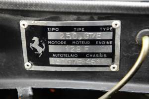Image 36/50 de Ferrari 250 GTE (1963)