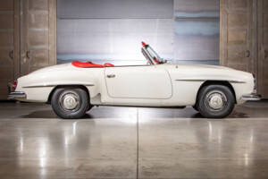 Image 4/28 de Mercedes-Benz 190 SL (1961)