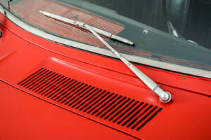 Image 30/50 of Chevrolet Corvair Monza Convertible (1966)