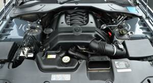 Image 36/50 of Jaguar XJ 8 4.2 (2007)