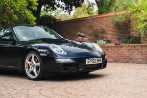 Bild 37/50 von Porsche 911 Carrera S (2005)
