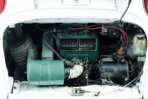 Image 44/48 of Subaru 360 (1970)