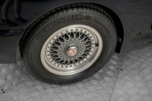 Bild 34/50 von MG RV8 (1993)