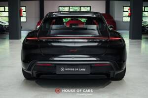 Image 8/23 de Porsche Taycan GTS Sport Turismo (2022)