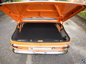 Immagine 26/78 di BMW 2002 Baur (1972)