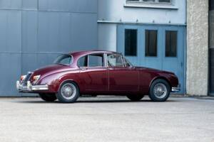 Image 8/25 of Jaguar Mk II 3.4 (1967)
