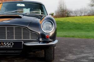 Image 9/79 of Aston Martin DB 6 (1968)