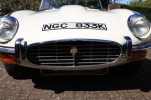 Image 11/50 de Jaguar Type E V12 (1972)