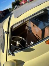 Image 16/31 of BMW Isetta 250 (1959)