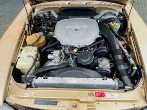 Image 27/36 de Mercedes-Benz 560 SL (1988)