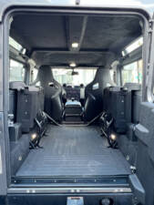 Immagine 13/28 di Land Rover Defender 90 (2015)