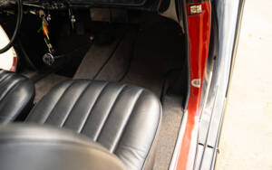 Image 29/50 of BMW 327 (1939)