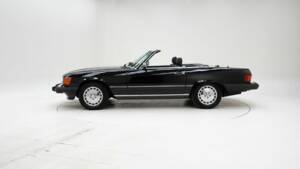 Image 8/15 of Mercedes-Benz 560 SL (1988)
