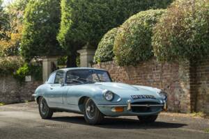 Image 12/50 de Jaguar E-Type (1968)