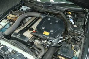 Bild 36/50 von Mercedes-Benz 300 CE-24 3.4 AMG (1993)