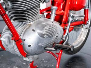 Image 45/50 of MV Agusta DUMMY (1957)