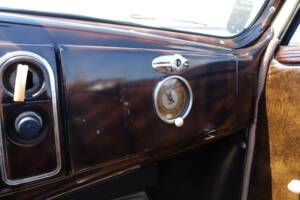 Immagine 34/44 di Ford V8 (1938)