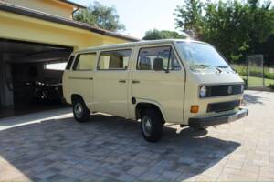 Bild 2/40 von Volkswagen T3 Caravelle 2.0 (1987)