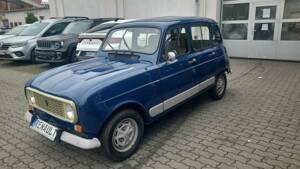 Image 3/53 of Renault R 4 GTL (1986)