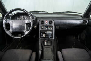 Immagine 7/50 di Mazda MX-5 1.6 (1990)