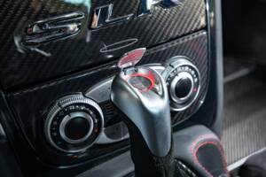 Image 17/25 of Mercedes-Benz SLR McLaren 722 (2006)