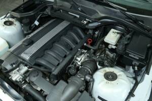 Bild 26/30 von BMW Z3 2.8 (1997)