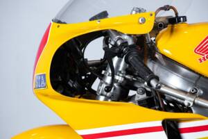 Bild 21/50 von Honda RS 250 RF (1992)