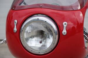 Image 11/44 of Moto Guzzi DUMMY (1972)