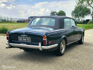 Image 9/50 of Rolls-Royce Silver Shadow I (1974)