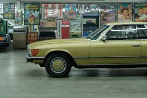 Image 4/50 de Mercedes-Benz 280 SLC (1977)