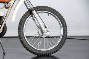 Image 50/50 of Aspes DUMMY (1983)