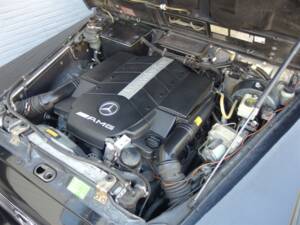 Bild 74/97 von Mercedes-Benz G 55 AMG (lang) (2000)