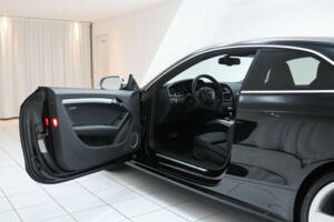 Image 4/13 de Audi RS5 (2011)