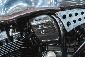 Image 28/38 of Norton Dominator SS (2015)