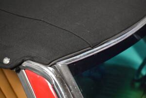 Image 21/94 of Mercedes-Benz 560 SL (1988)