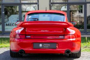 Bild 6/27 von Porsche 911 Turbo (WLS I) (1995)