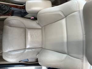 Bild 32/37 von Volvo C70 2.0 T (2001)