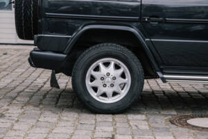 Bild 73/75 von Mercedes-Benz 300 GE (lang) (1990)