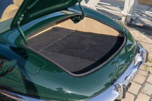 Bild 27/30 von Jaguar E-Type V12 (1974)