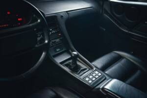 Image 9/15 of Porsche 928 GT (1989)