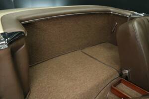 Image 27/50 of Mercedes-Benz 230 SL (1967)