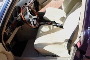 Image 36/57 de Mercedes-Benz 450 SEL 6,9 (1977)
