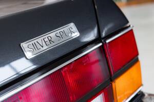Image 29/32 de Rolls-Royce New Silver Spur (1996)