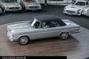 Bild 10/15 von Mercedes-Benz 280 SE 3,5 (1971)