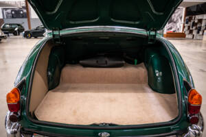 Image 26/32 of Jaguar Mk II 3.4 (1967)