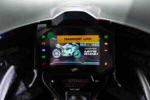 Bild 31/38 von MV Agusta DUMMY (2011)