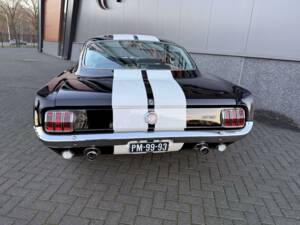 Image 3/36 of Ford Mustang 390 GTA (1966)