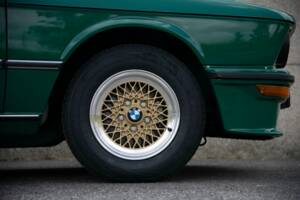 Bild 16/44 von BMW M 535i (1980)