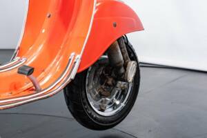 Image 27/32 of Piaggio DUMMY (1974)