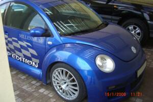 Bild 9/10 von Volkswagen New Beetle 1.8 T (2001)